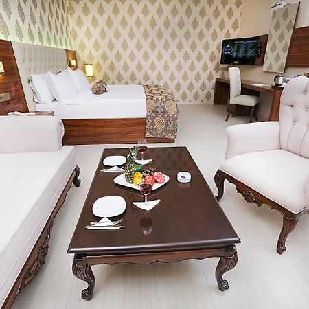 World Point Hotel Provincia di Istanbul Esterno foto
